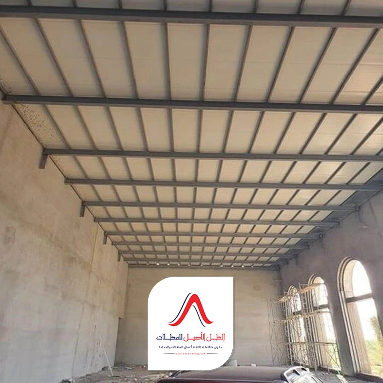 عمل هناجر حديد مكة